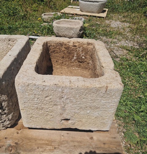 Antica vasca mangiatoia - antica,